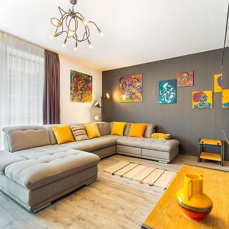 Art Gallery Apartment In Silver Mountain Poiana Brasov Εξωτερικό φωτογραφία