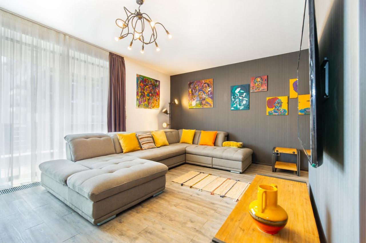 Art Gallery Apartment In Silver Mountain Poiana Brasov Εξωτερικό φωτογραφία