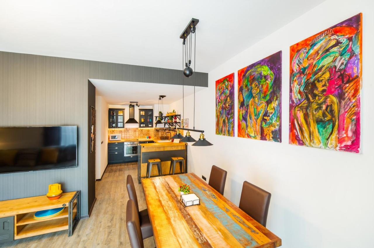 Art Gallery Apartment In Silver Mountain Poiana Brasov Εξωτερικό φωτογραφία